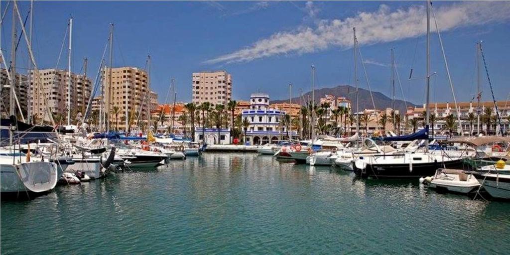 Apartmán Estepona Marina Exteriér fotografie